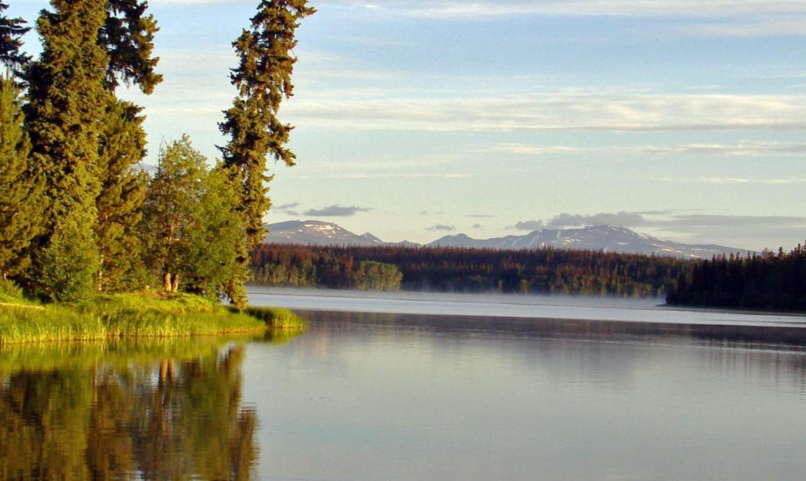 Eagle'S Nest Resort Anahim Lake المظهر الخارجي الصورة